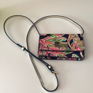 EUC Small Lilly Pulitzer purse